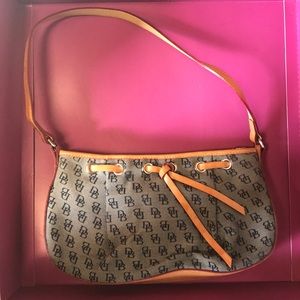 Dooney & Bourke handbag